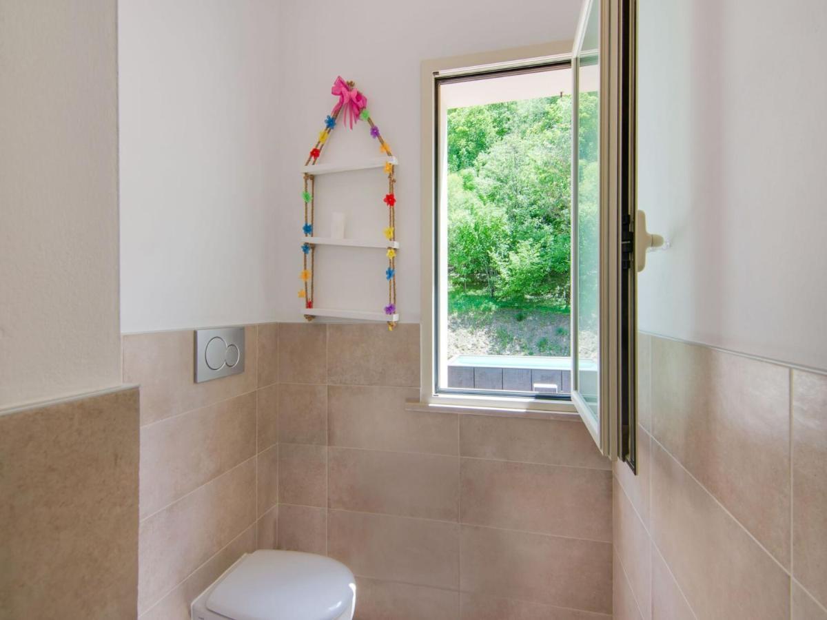 Borgo Pace Belvilla By Oyo Villa Ludovica מראה חיצוני תמונה